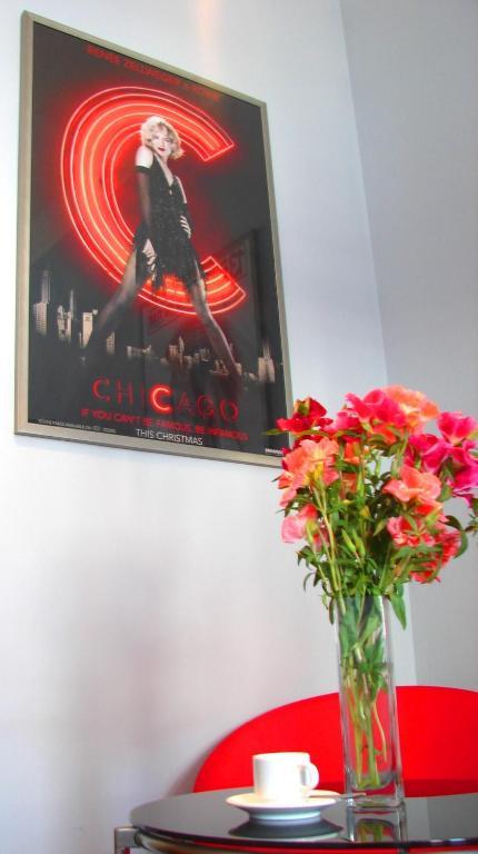 Chmielna Guest House ワルシャワ 部屋 写真