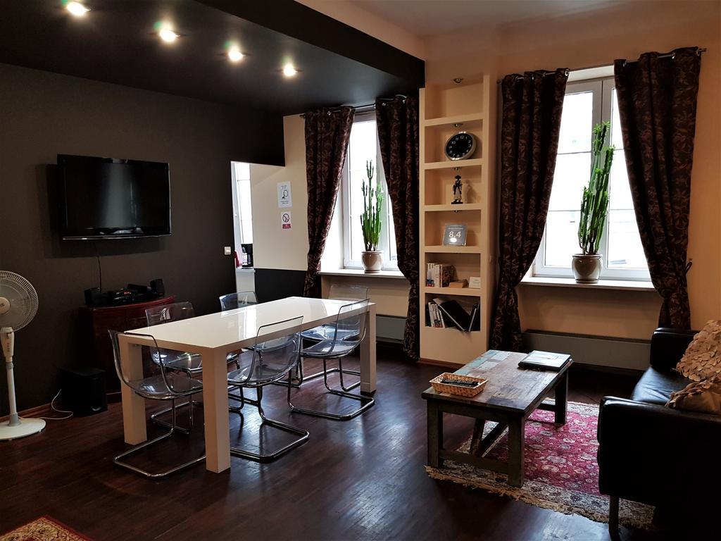 Chmielna Guest House ワルシャワ エクステリア 写真