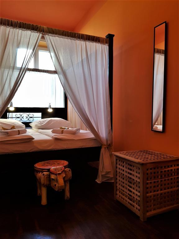 Chmielna Guest House ワルシャワ エクステリア 写真