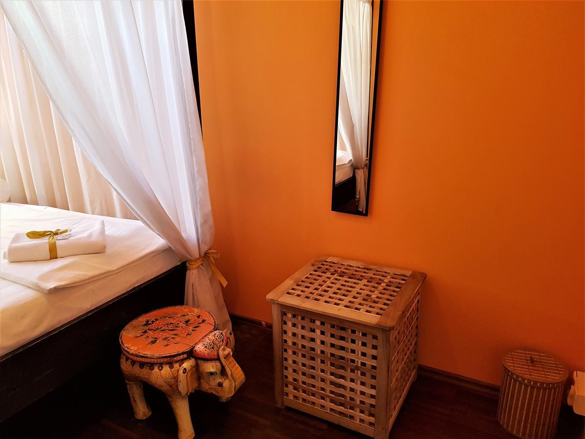 Chmielna Guest House ワルシャワ エクステリア 写真