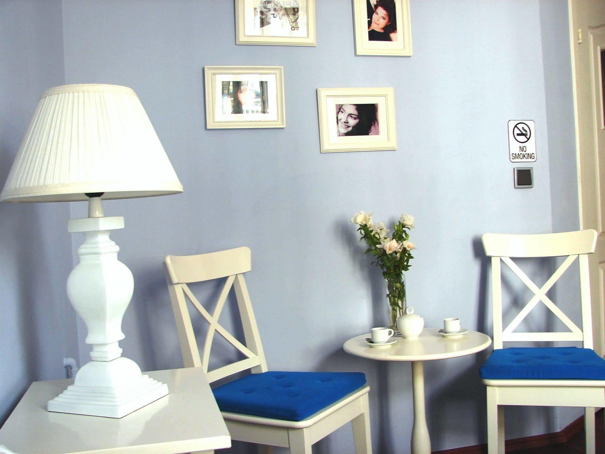 Chmielna Guest House ワルシャワ エクステリア 写真