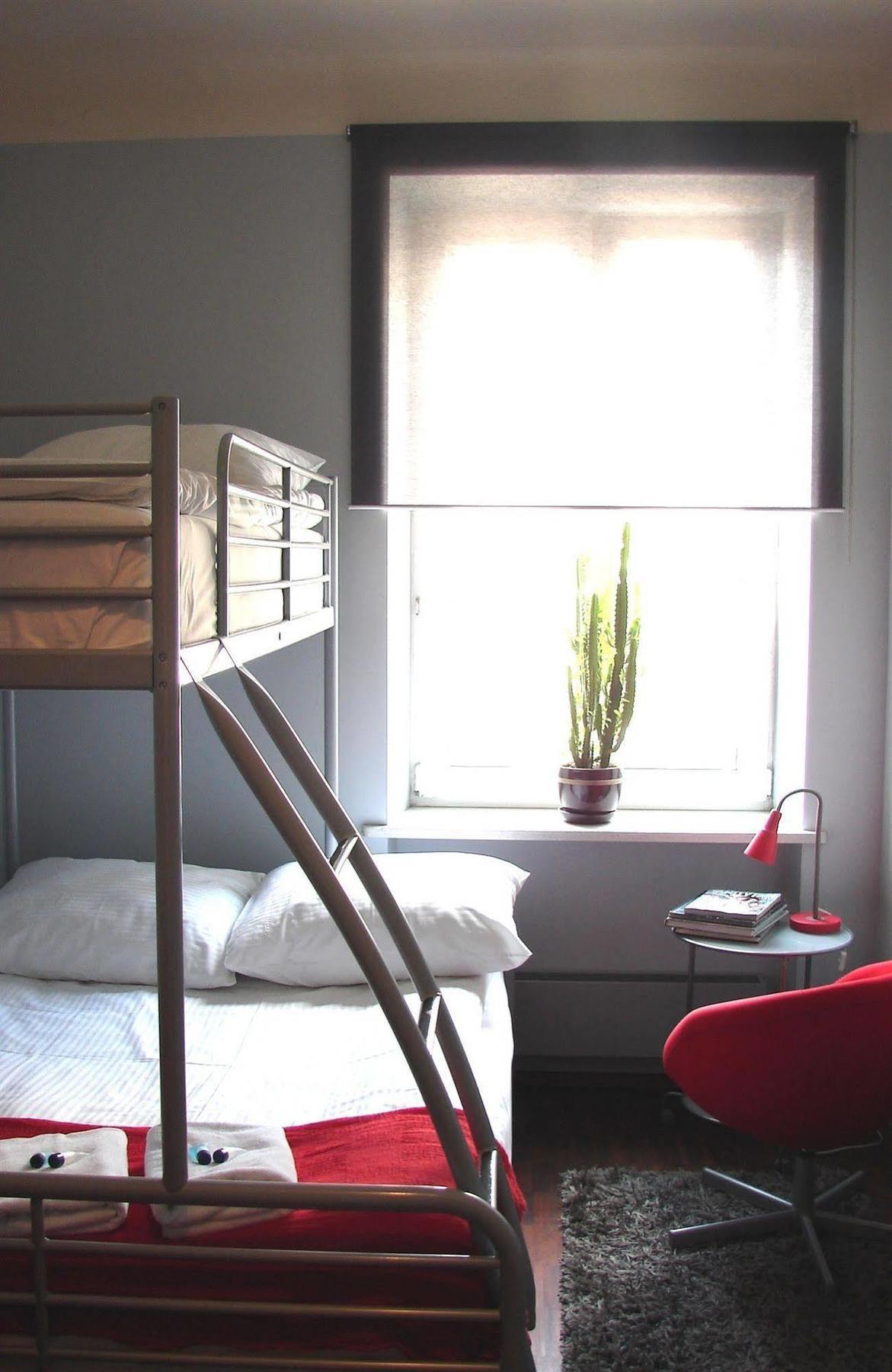 Chmielna Guest House ワルシャワ エクステリア 写真