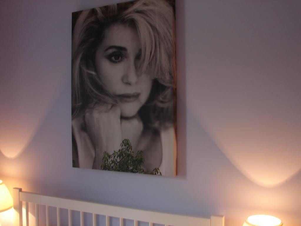 Chmielna Guest House ワルシャワ エクステリア 写真